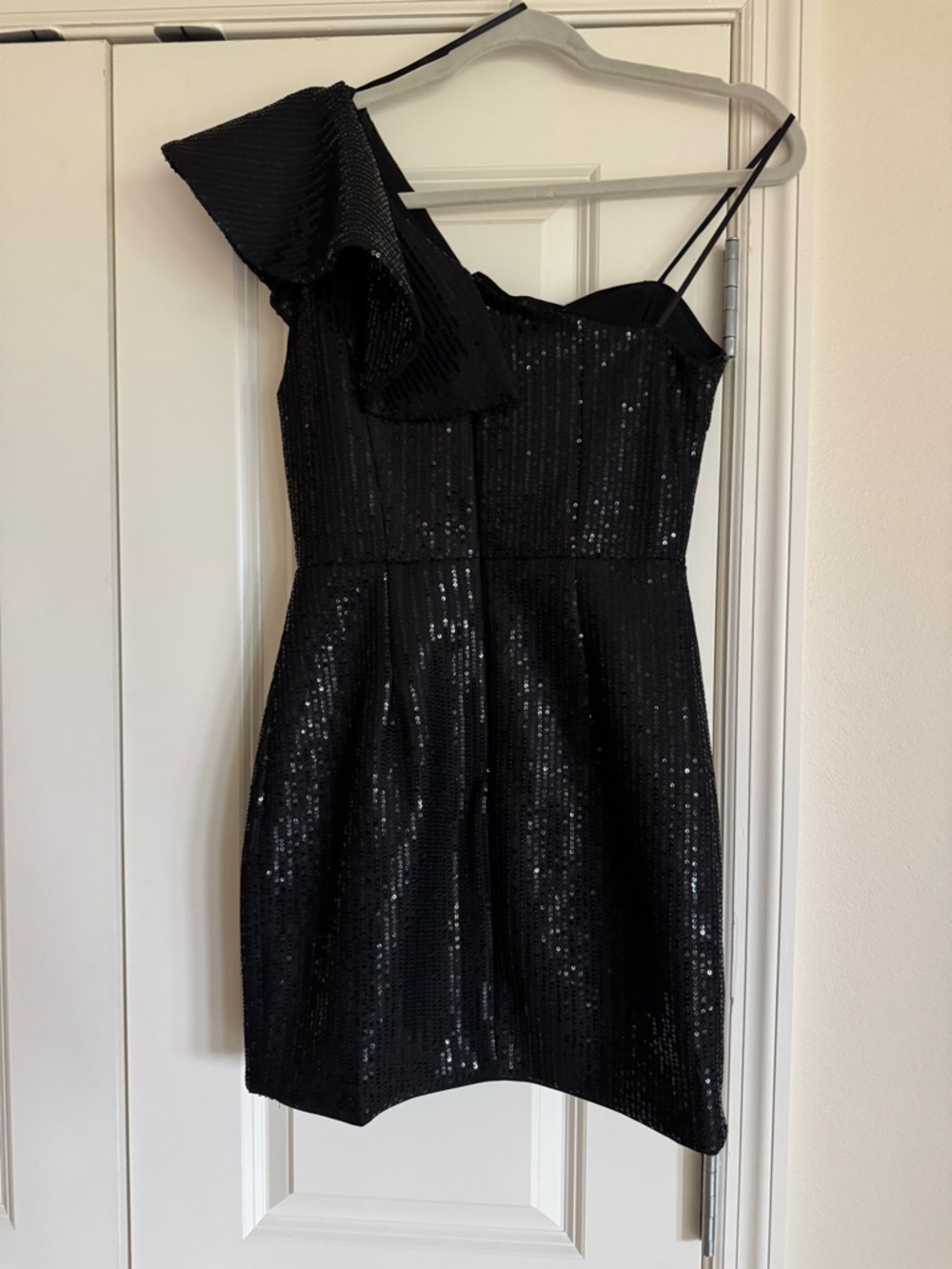 DO+BE Black One-Shoulder Sequin Ruffle Mini Dress medium - Picture 3 of 8